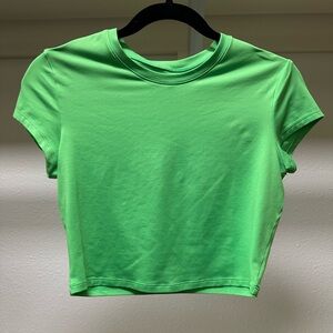 Alo Yoga Alosoft Crop Finesse Short Sleeve Top